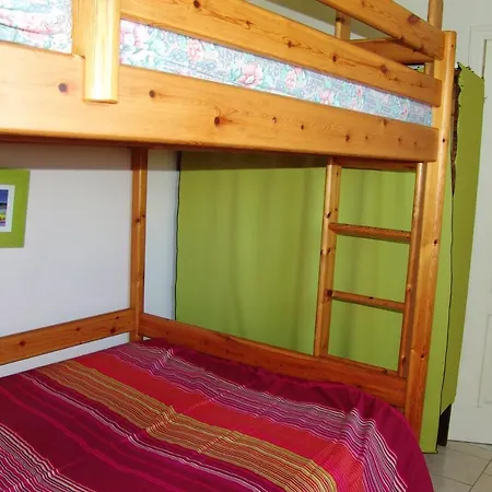 Apartment Montmartin: Proche, Piscine Partagée Et Jardin Clos Montmartin-sur-Mer
