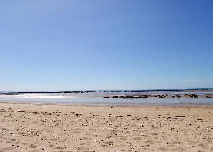Apartment Montmartin: Proche, Piscine Partagée Et Jardin Clos Montmartin-sur-Mer