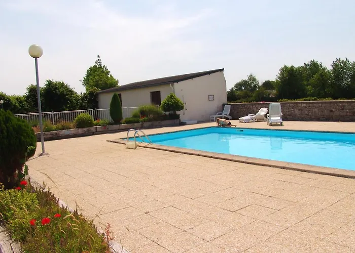 Montmartin: Proche, Piscine Partagée Et Jardin Clos Apartment Montmartin-sur-Mer